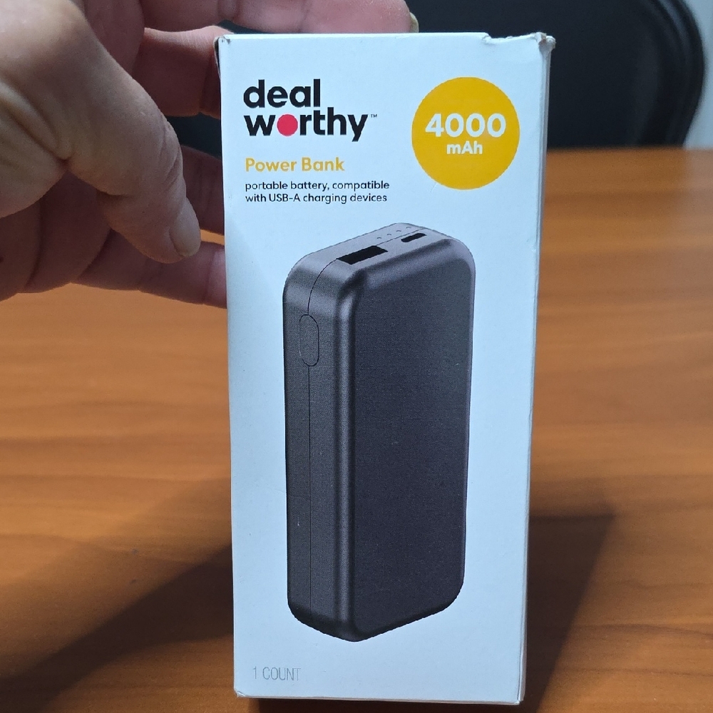 Deal Worthy Power Bank 4000 mAh